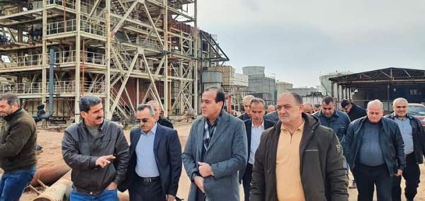 وزير النفط يتفقد اعمال الصيانة في مصفاة حمص ومشروع انتاج البنزين