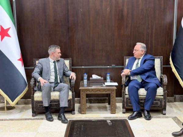 وزير المالية يبحث مع السفير الكندي الاستفادة من التجربة الكندية في التمويل العقاري 