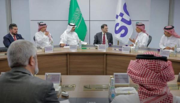 وزير الاتصالات يبحث مع شركة STC السعودية آفاق التعاون في التحول الرقمي 