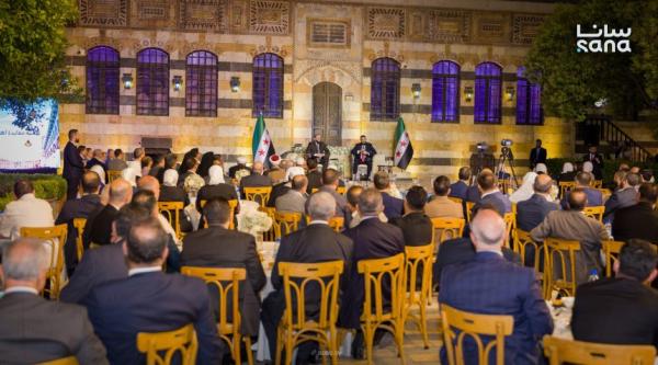 الرئيس الشرع يلتقي وفداً من أهالي دمشق المهنئين بعيد ‌‏الأضحى ‏المبارك