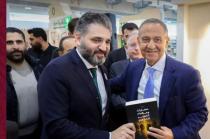 توقيع كتاب (حضارات وعظماء العصر المحوري) للمهندس عماد الغريواتي في معرض دمشق الدولي للكتاب